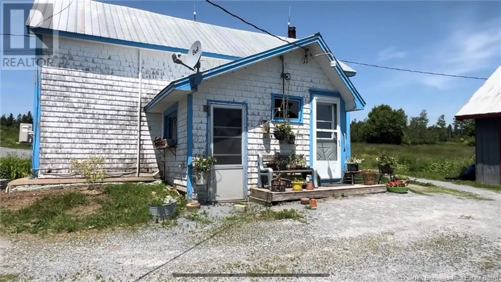 76 Hill Road