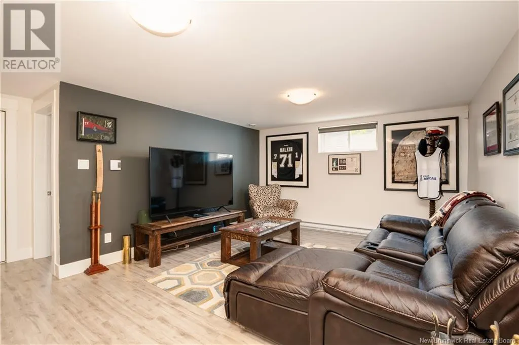 163 Falcon Drive