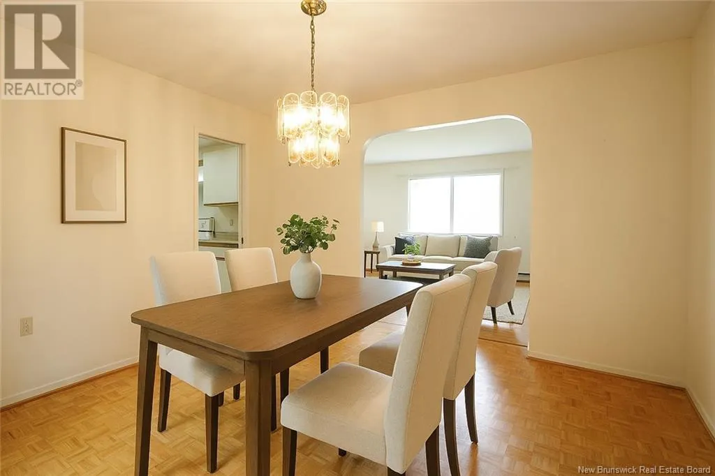 8 Tennis Court Road