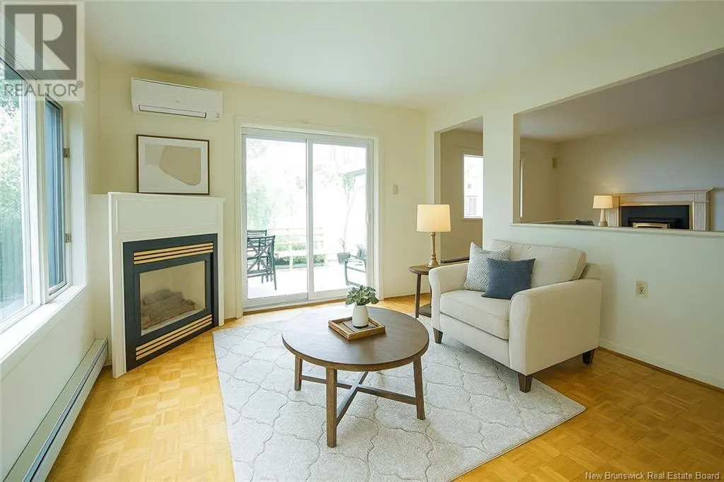 8 Tennis Court Road