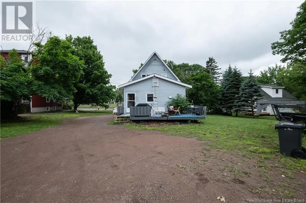 125 Elmwood Drive