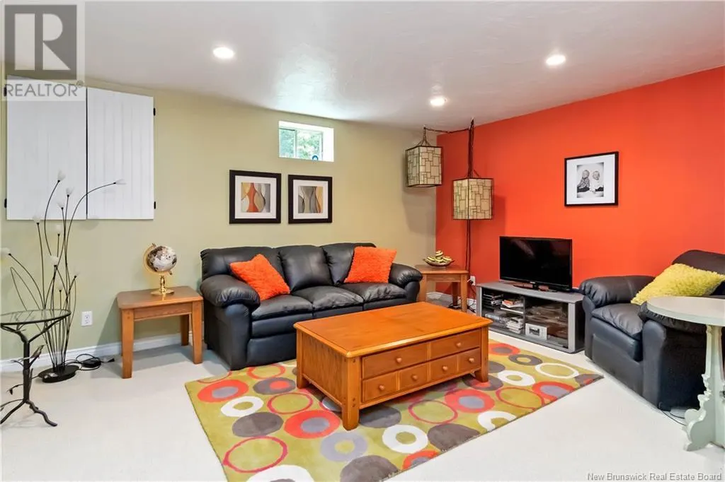 12 Harris Drive
