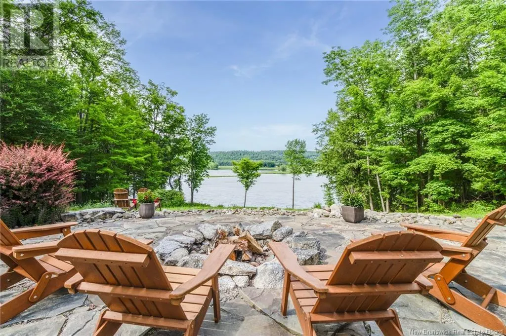 2885 Woodstock Road