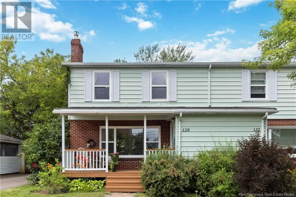 128 Edgett Avenue