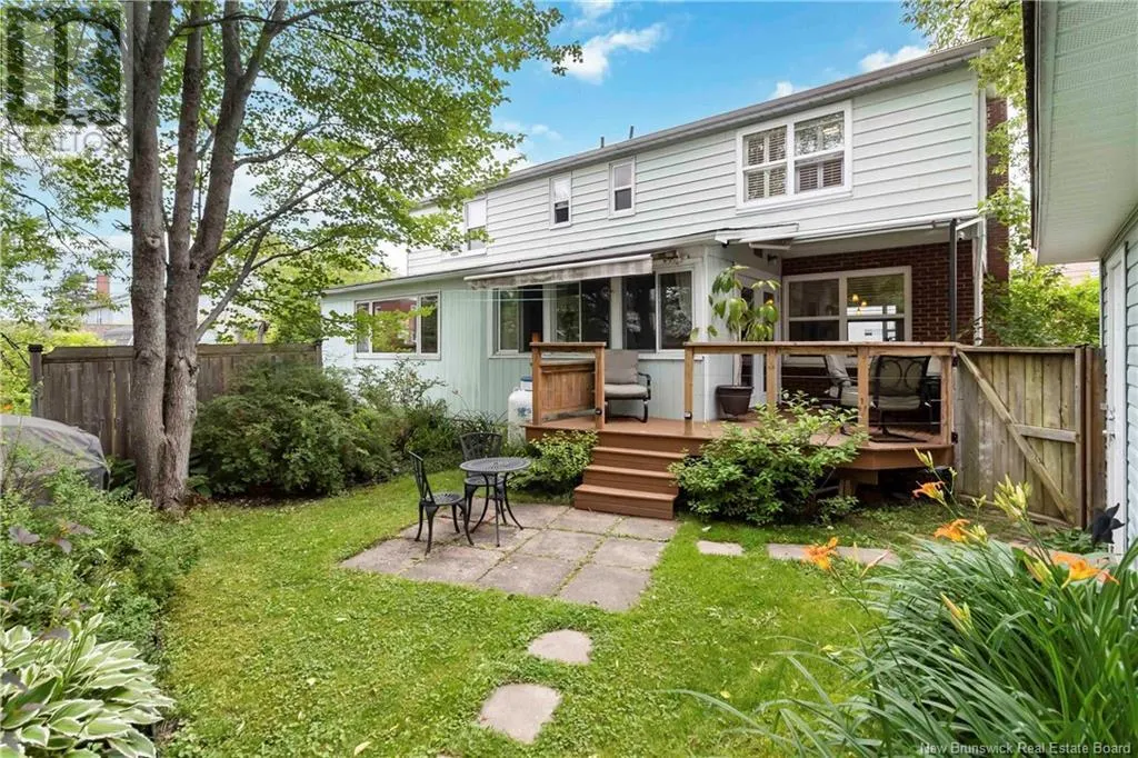 128 Edgett Avenue