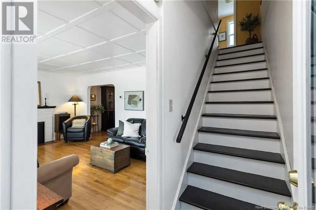 128 Edgett Avenue