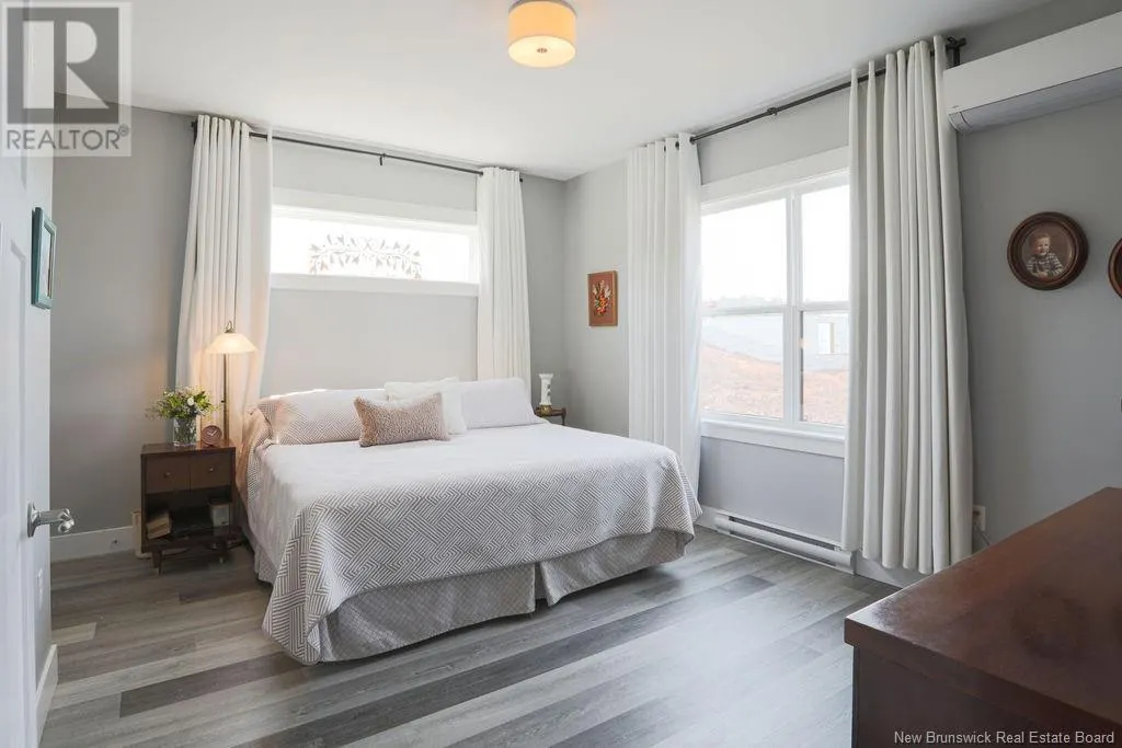79 Mapleview Unit# 206
