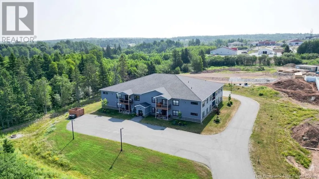 79 Mapleview Unit# 206