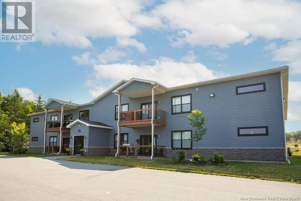 79 Mapleview Unit# 206