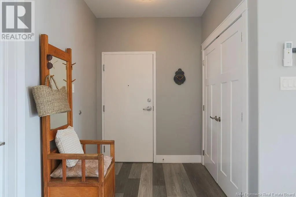 79 Mapleview Unit# 206