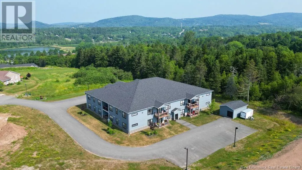 79 Mapleview Unit# 206