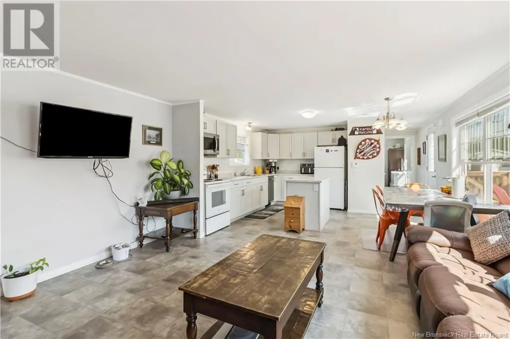 65 Ulysse Drive