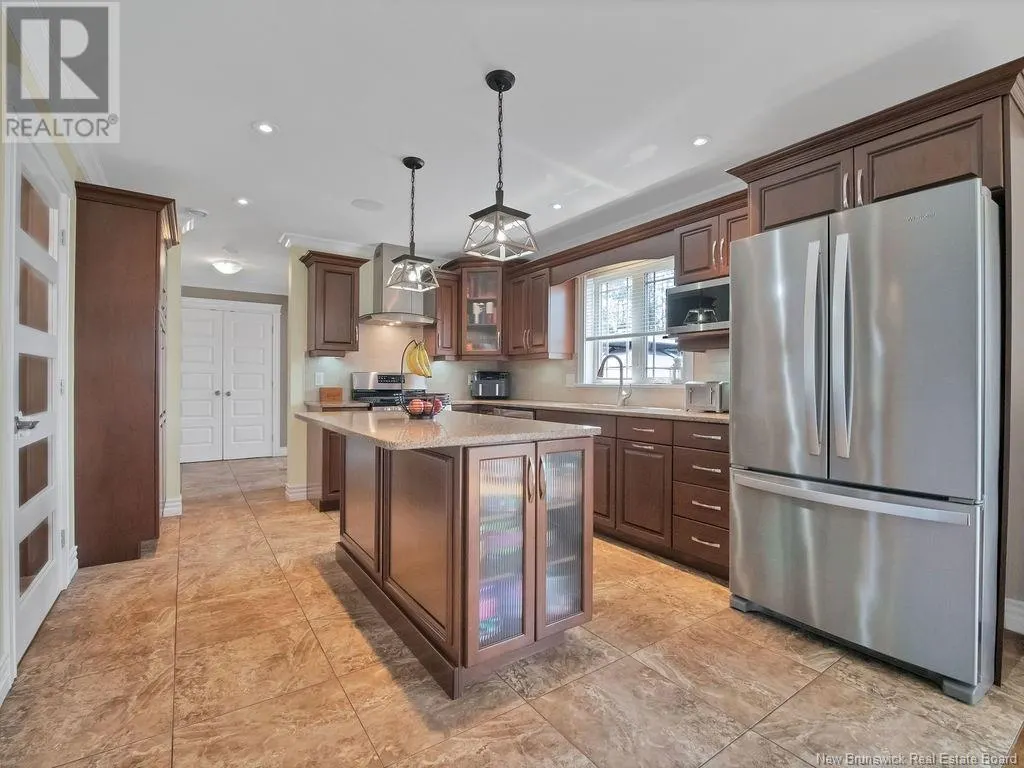 75 Shiajan Crescent