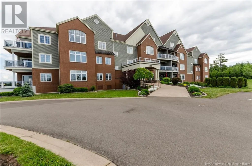 163 Royal Oaks Boulevard Unit# 208