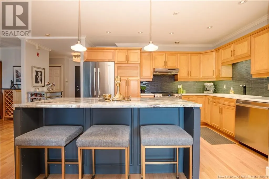 163 Royal Oaks Boulevard Unit# 208