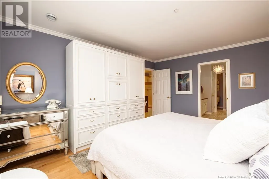 163 Royal Oaks Boulevard Unit# 208