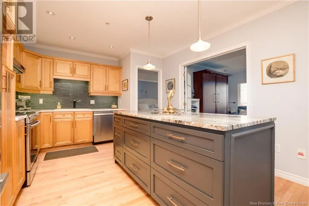163 Royal Oaks Boulevard Unit# 208