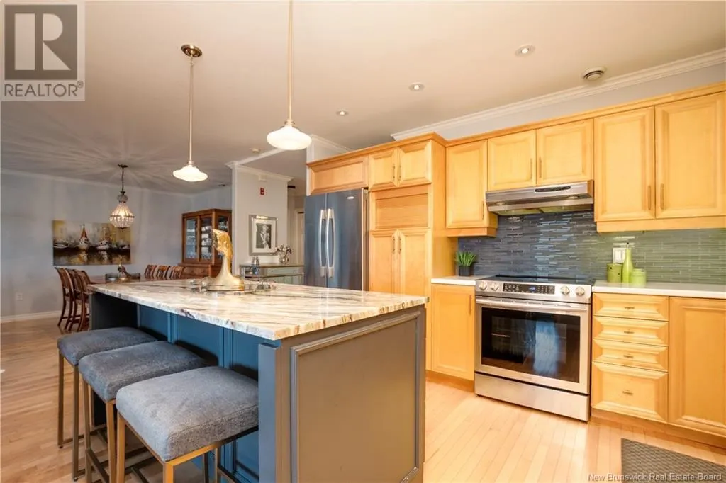 163 Royal Oaks Boulevard Unit# 208