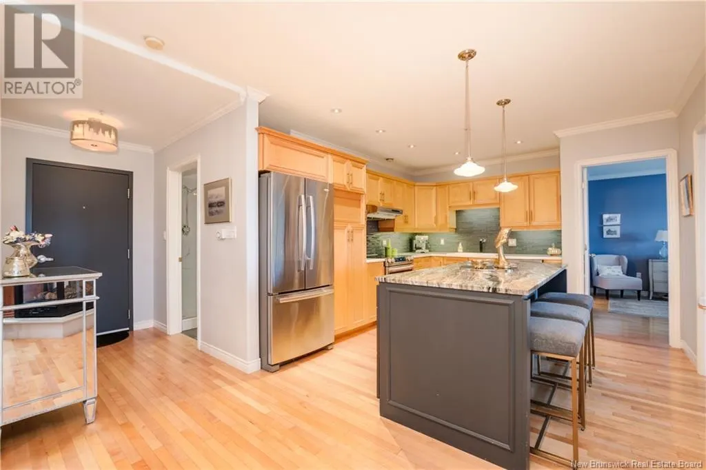 163 Royal Oaks Boulevard Unit# 208