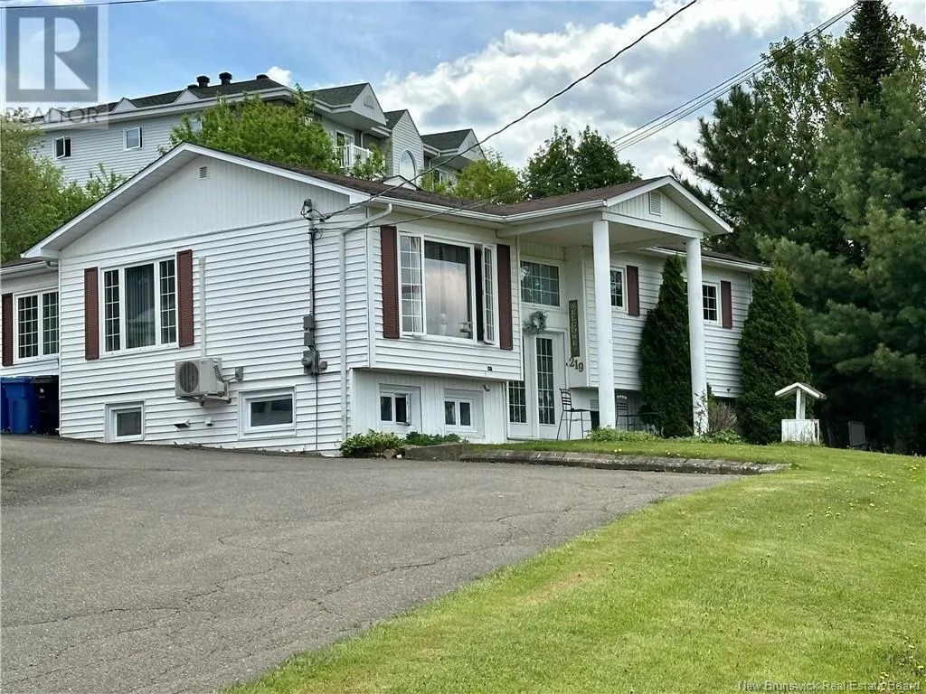 219 Victoria Street