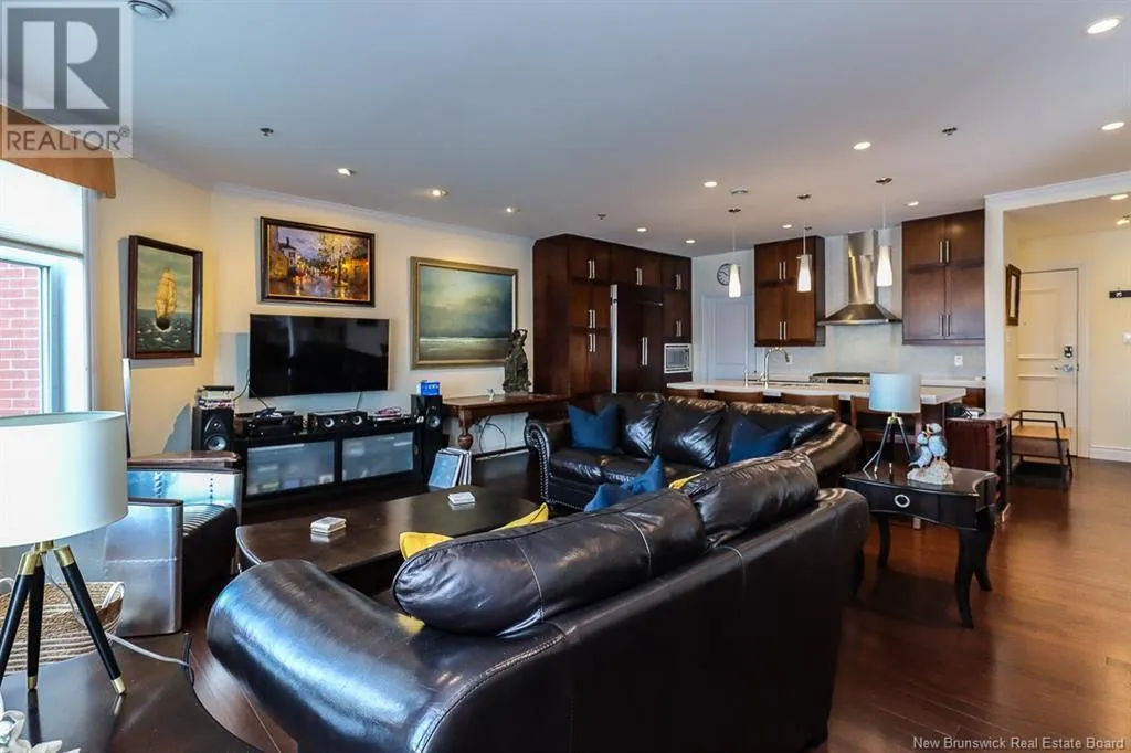 65 Smythe Unit# 303