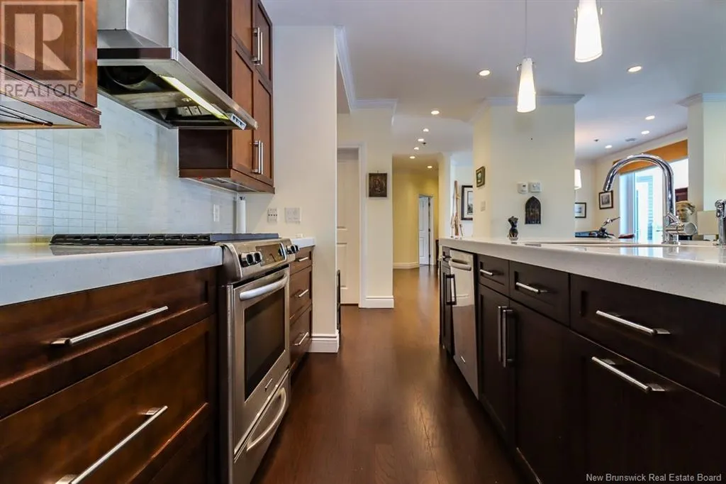65 Smythe Unit# 303