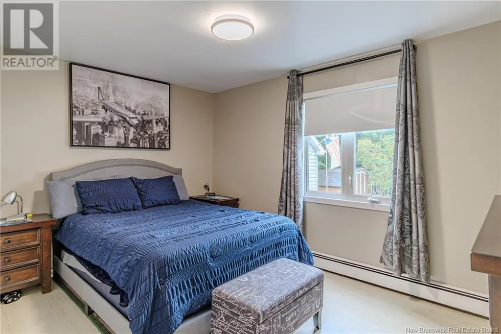 10 Pugsley Avenue