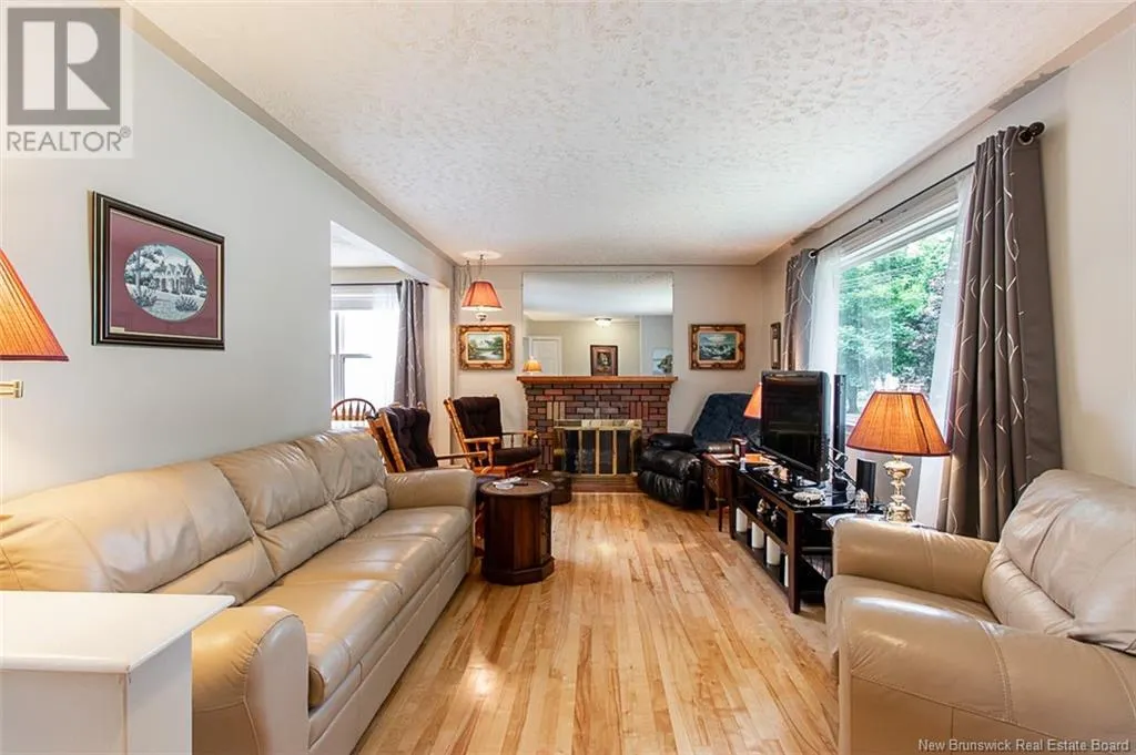 95 Coronation Drive