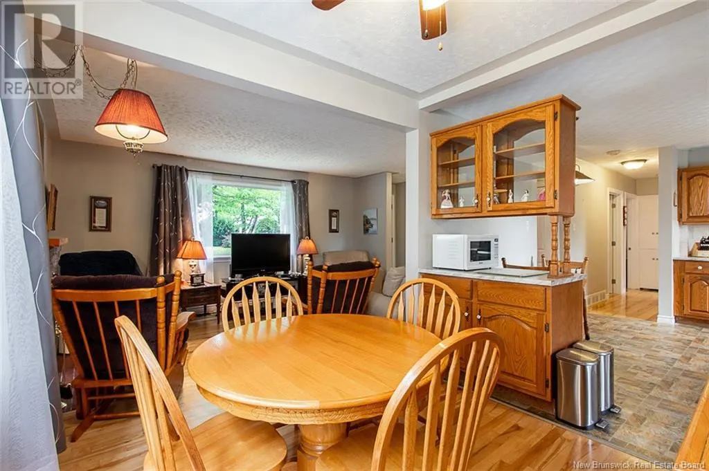95 Coronation Drive
