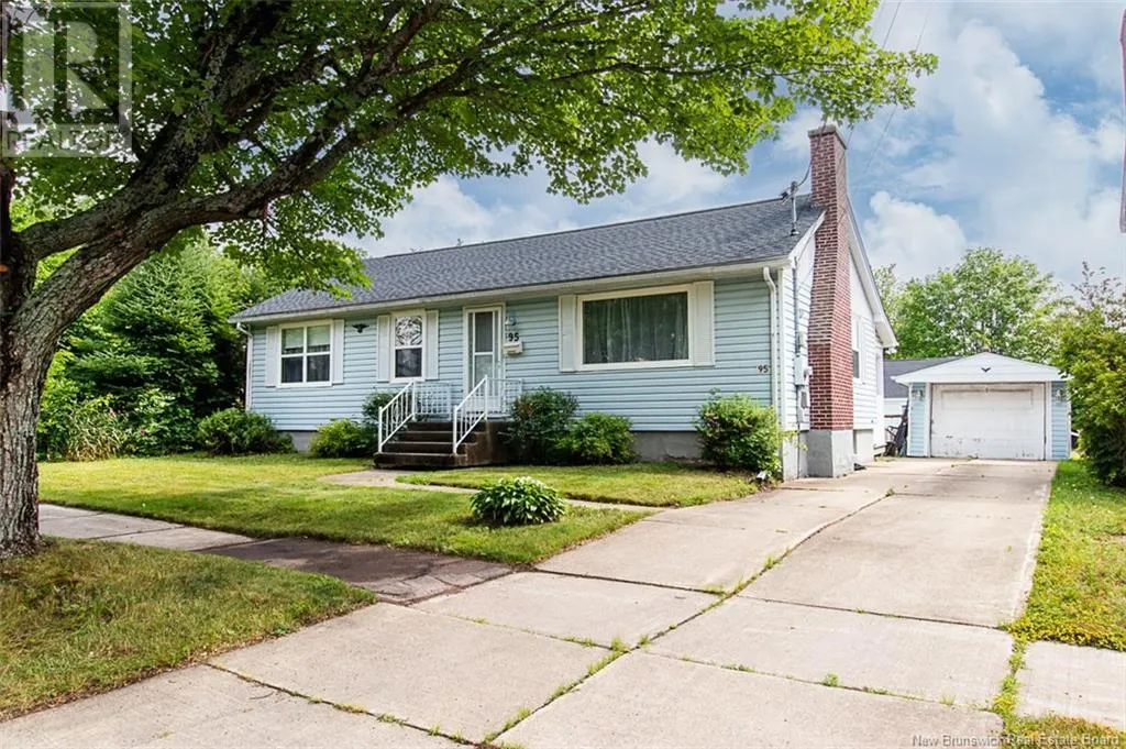 95 Coronation Drive