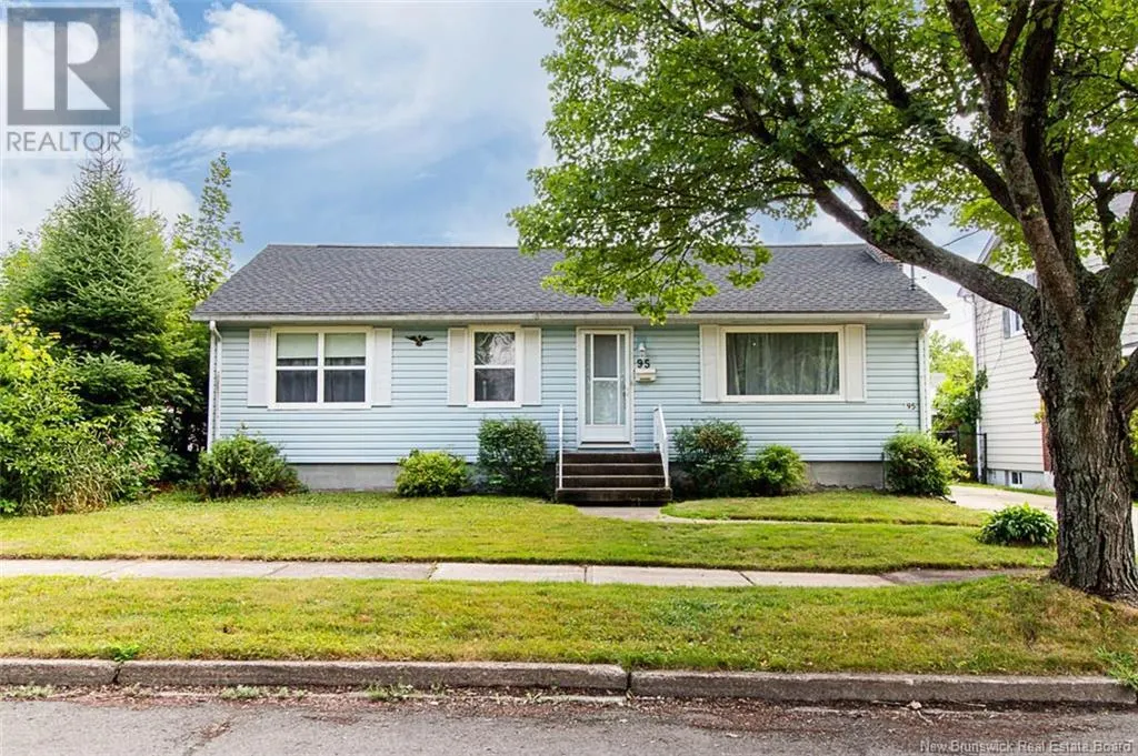 95 Coronation Drive