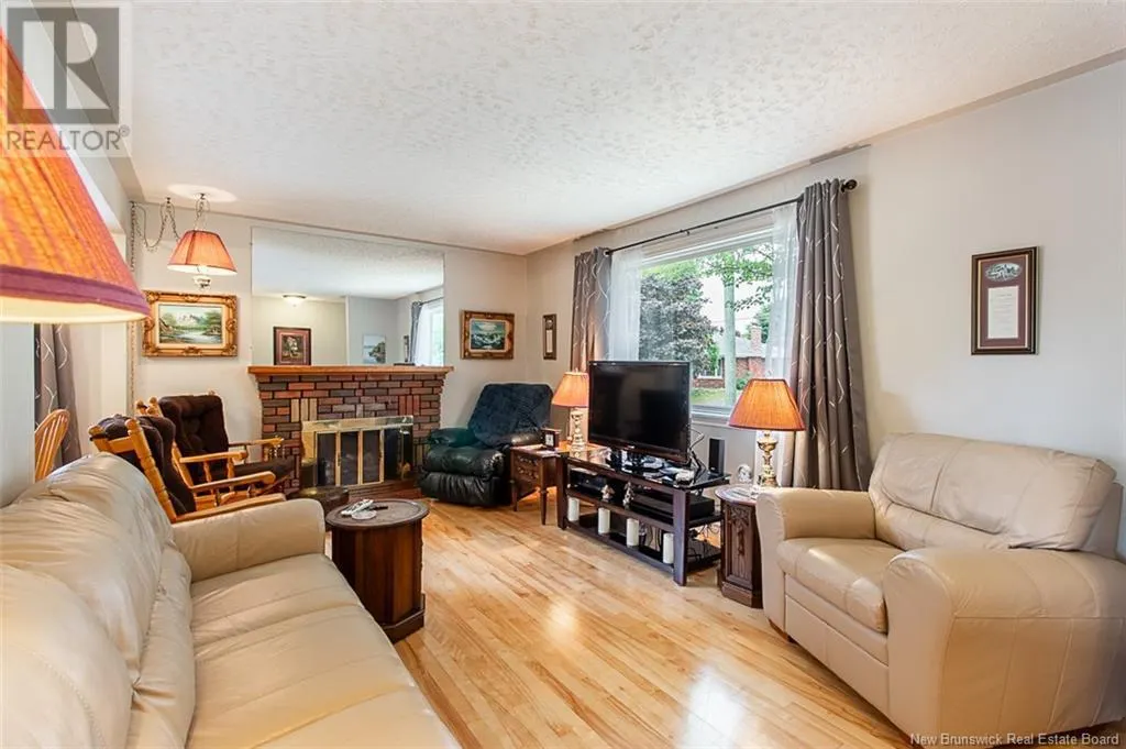 95 Coronation Drive