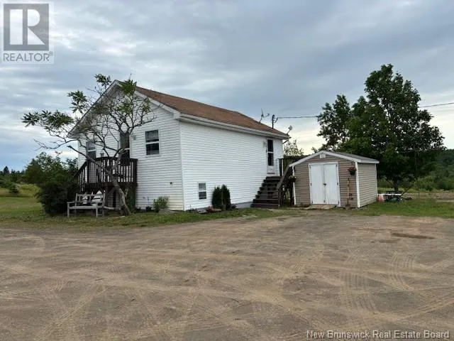 40 Devine Rd W