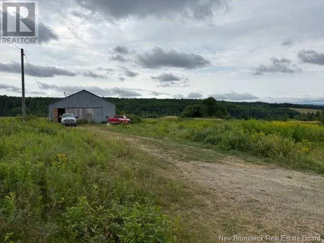 40 Devine Rd W