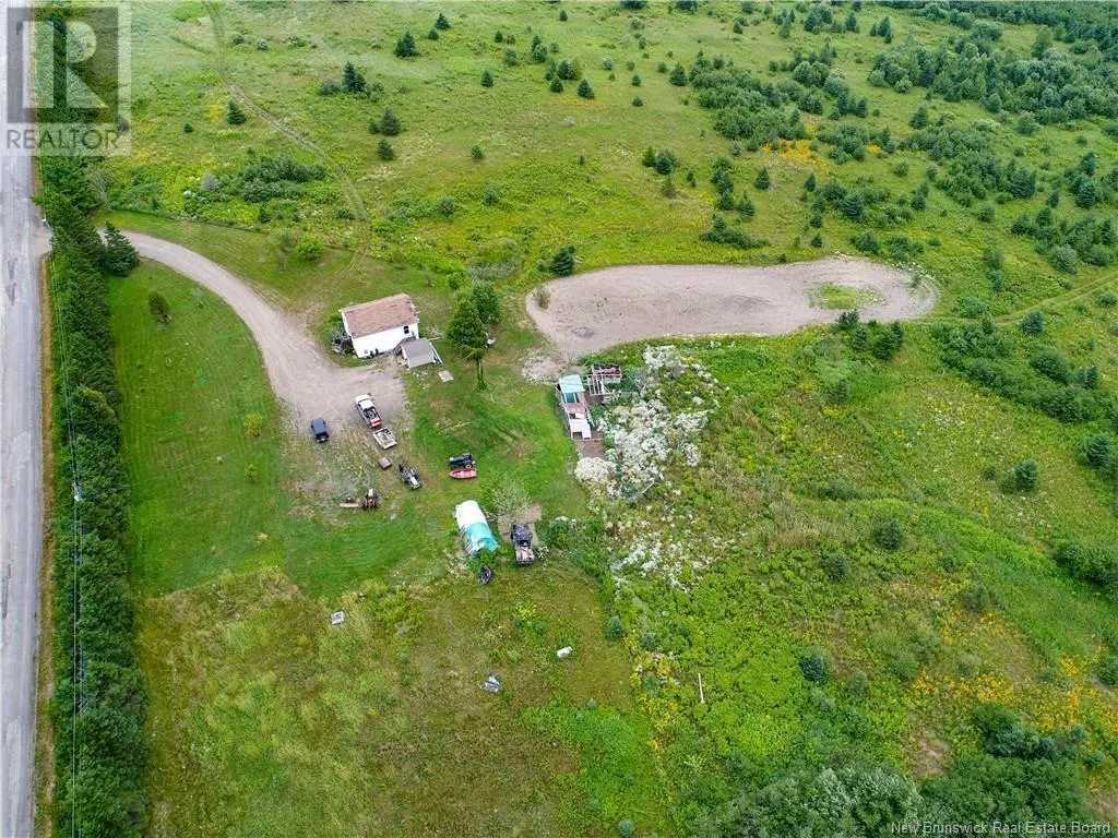 40 Devine Rd W