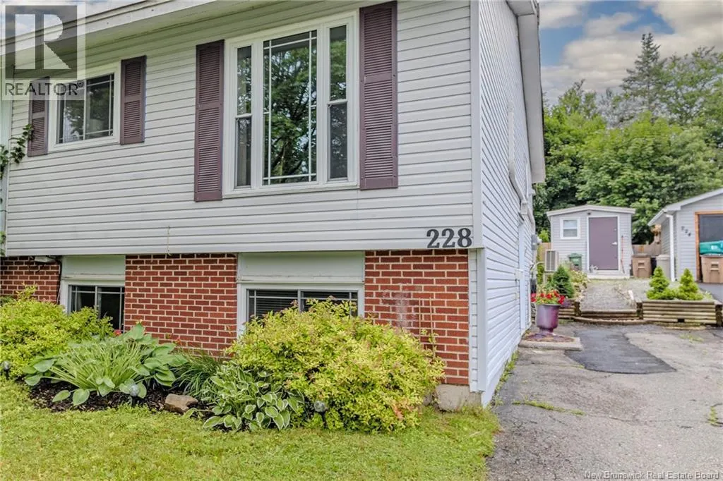228 Boyaner Crescent