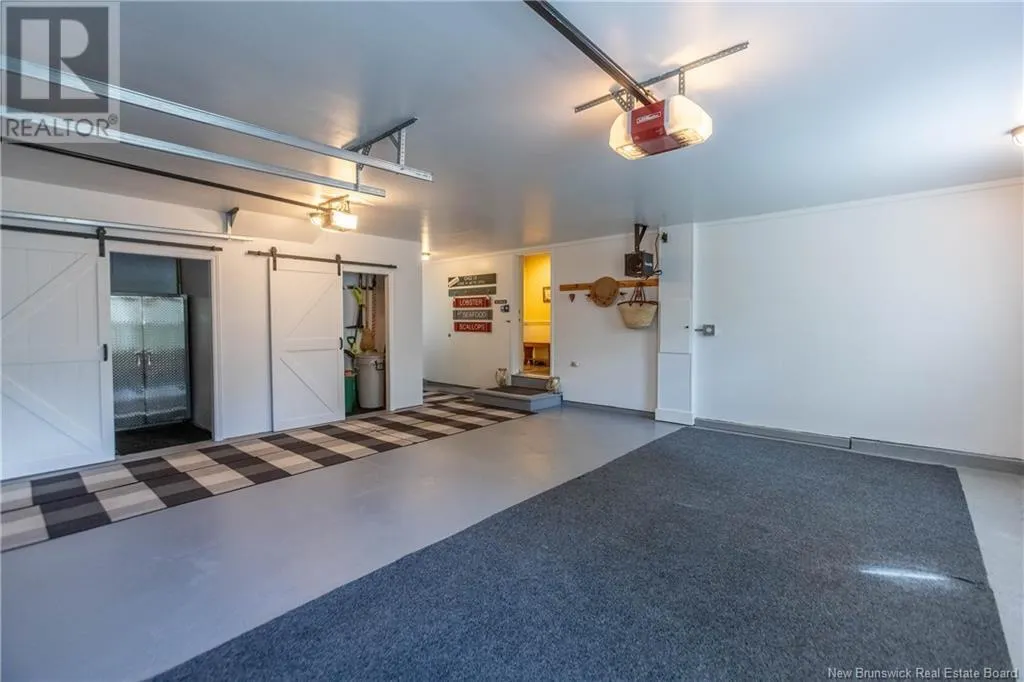 53 West Avenue