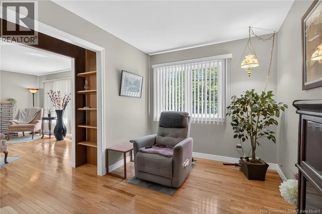 39 Laurelle Avenue