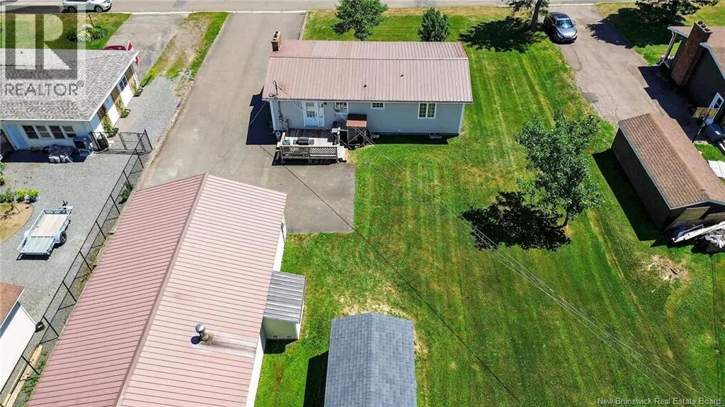39 Laurelle Avenue