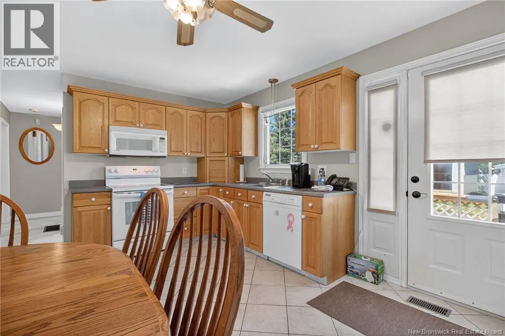 39 Laurelle Avenue