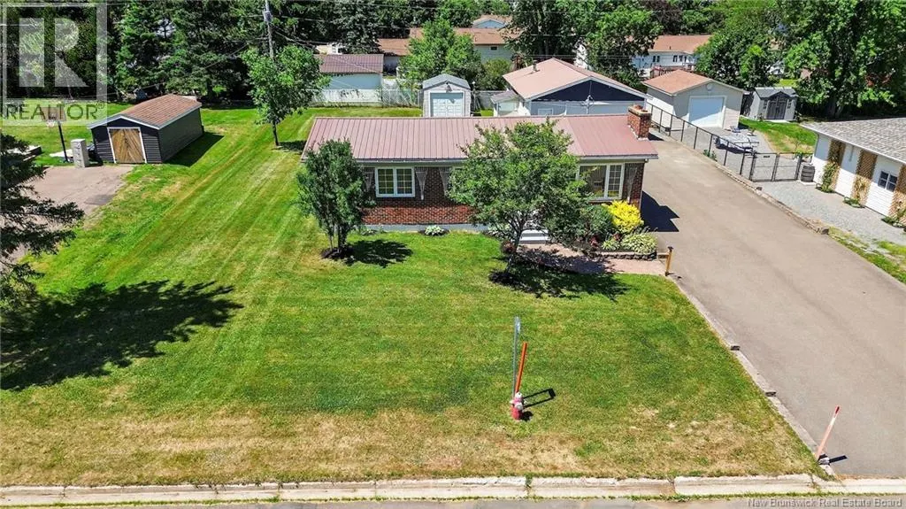 39 Laurelle Avenue