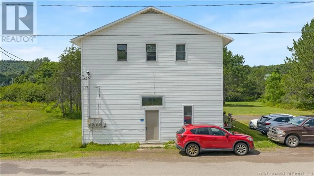 17 Baxter Street