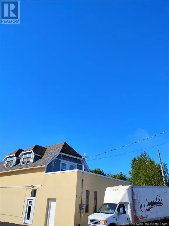 341 Douglas Avenue