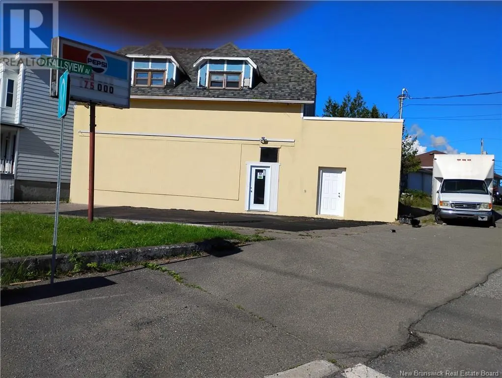 341 Douglas Avenue