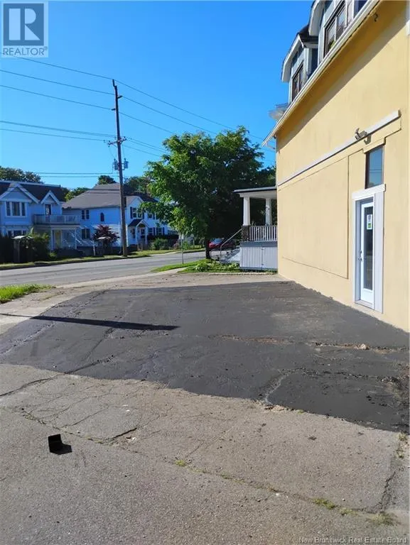 341 Douglas Avenue