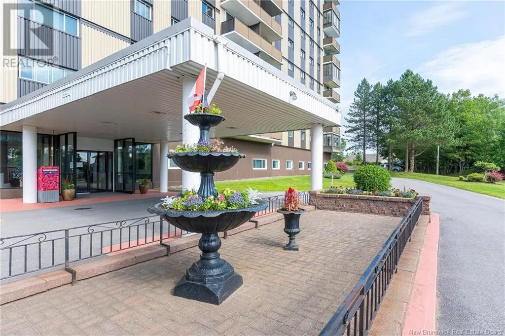 310 Woodward Avenue Unit# 506