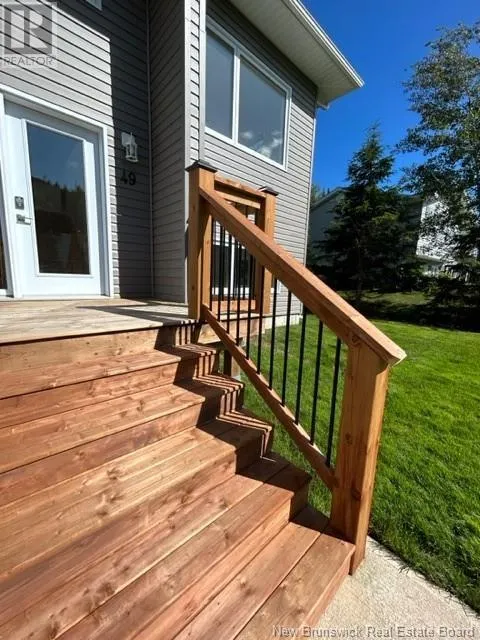 49 Ridge Way