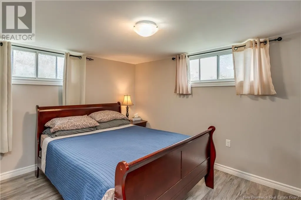 73 Mapleton Road