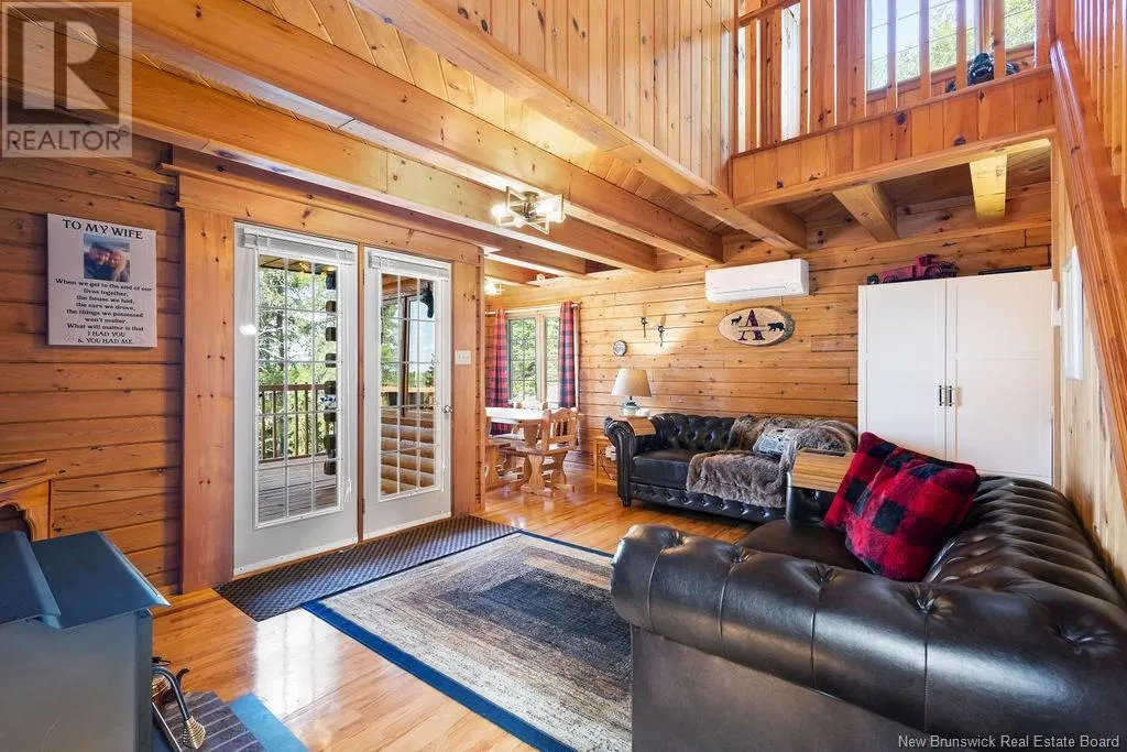 56 Lakeview Lane
