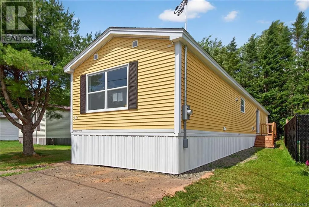 19 Bentley Avenue
